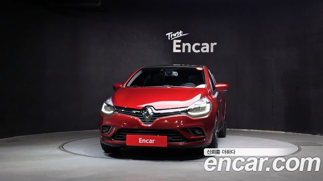 Renault Korea Clio Intens Panoramic 2019 — фото 3