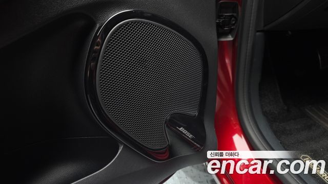 Renault Korea Clio Intens Panoramic 2019 — фото 20