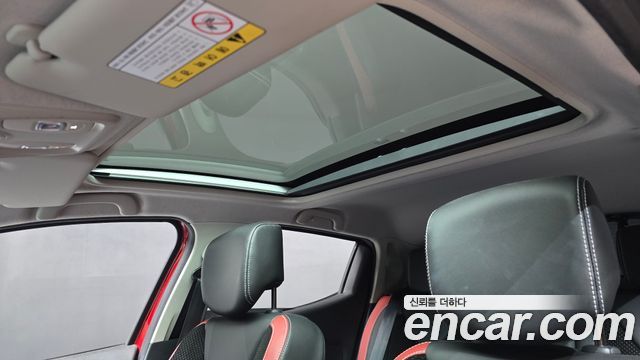 Renault Korea Clio Intens Panoramic 2019 — фото 28