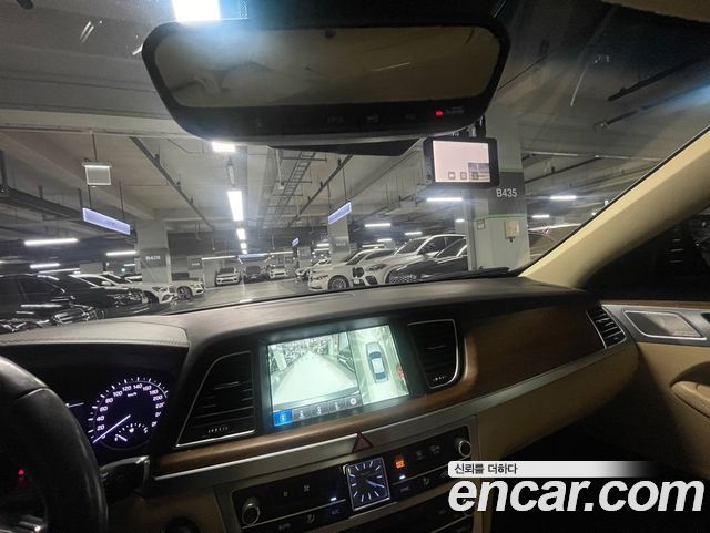 Genesis G80 3.3 GDI Premium Luxury 2017 — фото 16