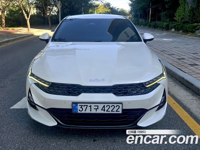 Kia K5 (III) 1.6 Turbo Prestige 2023 — фото 2