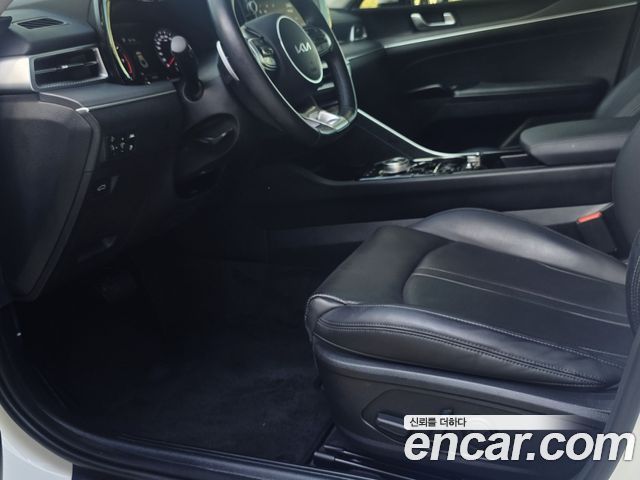 Kia K5 (III) 1.6 Turbo Prestige 2023 — фото 6