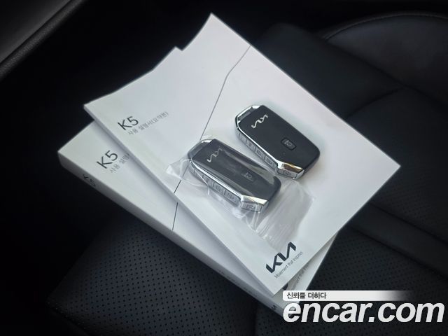 Kia K5 (III) 1.6 Turbo Prestige 2023 — фото 15