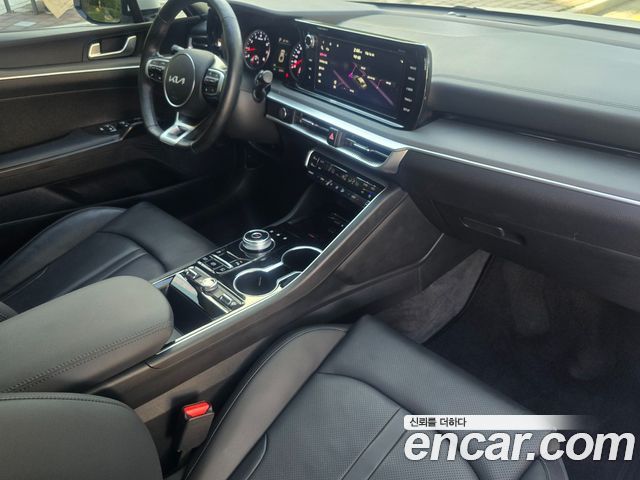 Kia K5 (III) 1.6 Turbo Prestige 2023 — фото 19