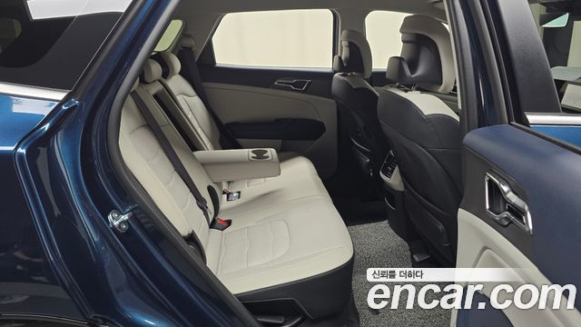 Kia Sportage Hybrid (V) HEV 1.6 2WD Signature 2025 — фото 11