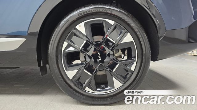 Kia Sportage Hybrid (V) HEV 1.6 2WD Signature 2025 — фото 21