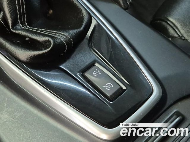 Renault Korea QM6 Quest 2.0 LPe LE 2WD 2024 — фото 17