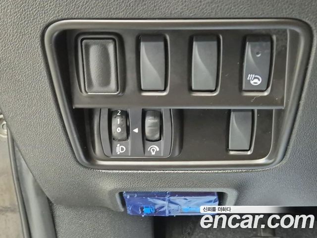 Renault Korea QM6 Quest 2.0 LPe LE 2WD 2024 — фото 19
