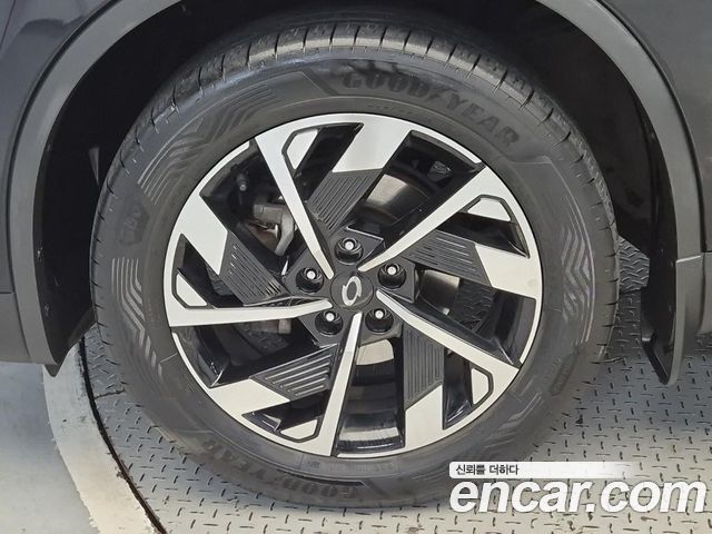 Renault Korea QM6 Quest 2.0 LPe LE 2WD 2024 — фото 21