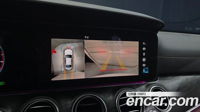 Mercedes-Benz E-Class (W213) E250 AMG Line 2023 — фото 15