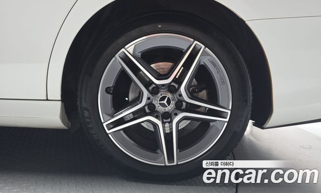 Mercedes-Benz E-Class (W213) E250 AMG Line 2023 — фото 21