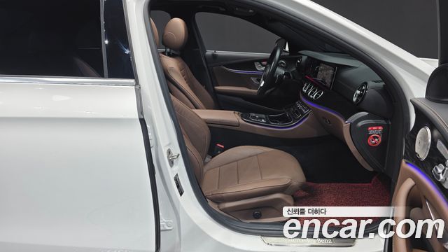 Mercedes-Benz E-Class (W213) E250 AMG Line 2023 — фото 26