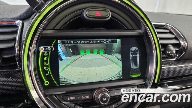 MINI Cooper D Clubman High 2nd 2016 — фото 19
