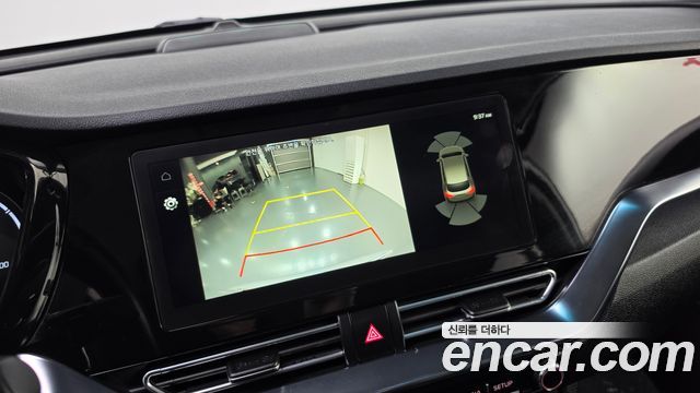 Kia Niro Plus Air 2023 — фото 14