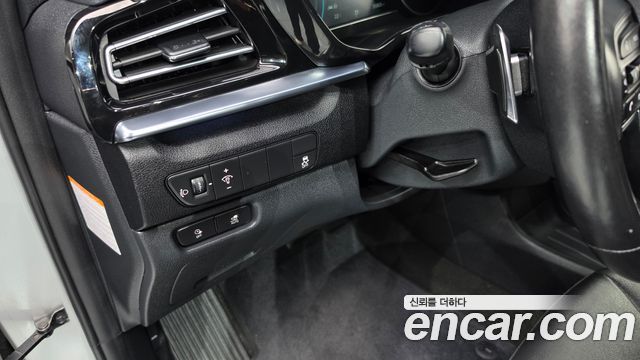 Kia Niro Plus Air 2023 — фото 19