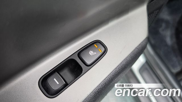 Kia Niro Plus Air 2023 — фото 20