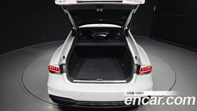 Audi A7 (4K) 55 TFSI Quattro Premium 2022 — фото 20