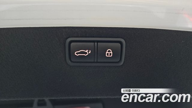 Genesis G80 3.3 GDI AWD Premium Luxury 2018 — фото 20