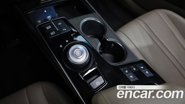 Kia K8 2.5 Gasoline 2WD Noblesse 2023 — фото 9
