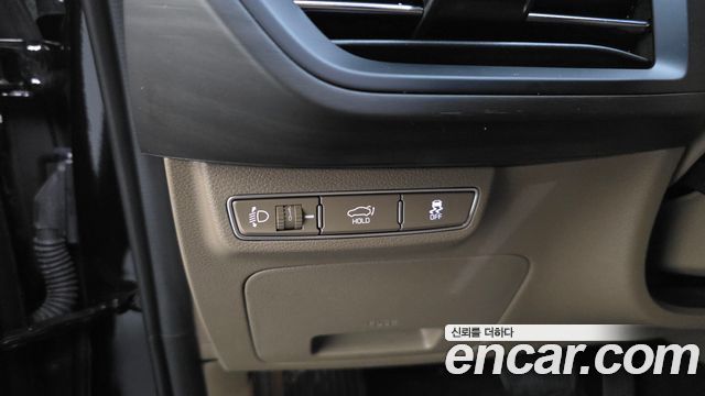 Kia K8 2.5 Gasoline 2WD Noblesse 2023 — фото 33