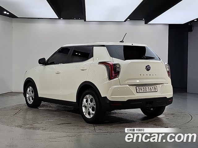 KG Mobility (SsangYong) Very New Tivoli Gasoline 1.5 2WD V1 2021 — фото 3