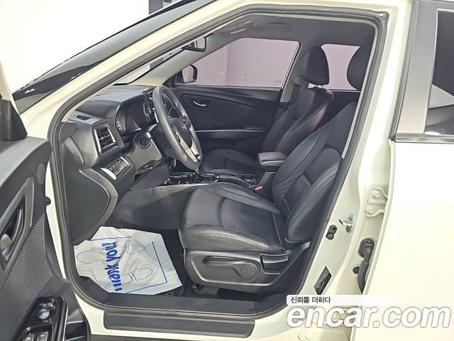 KG Mobility (SsangYong) Very New Tivoli Gasoline 1.5 2WD V1 2021 — фото 15