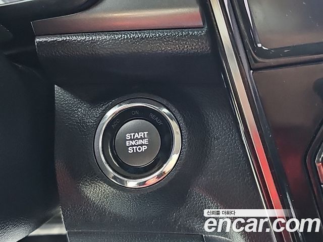KG Mobility (SsangYong) Very New Tivoli Gasoline 1.5 2WD V1 2021 — фото 20