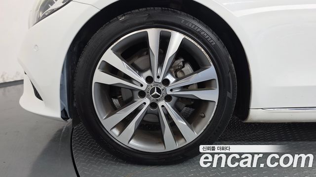 Mercedes-Benz C-Class (W205) C220 d Avantgarde 2019 — фото 5