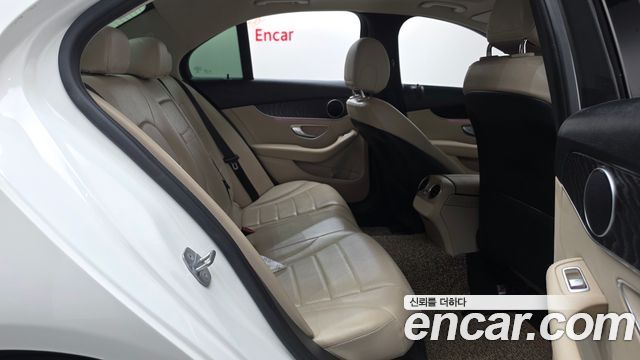 Mercedes-Benz C-Class (W205) C220 d Avantgarde 2019 — фото 11