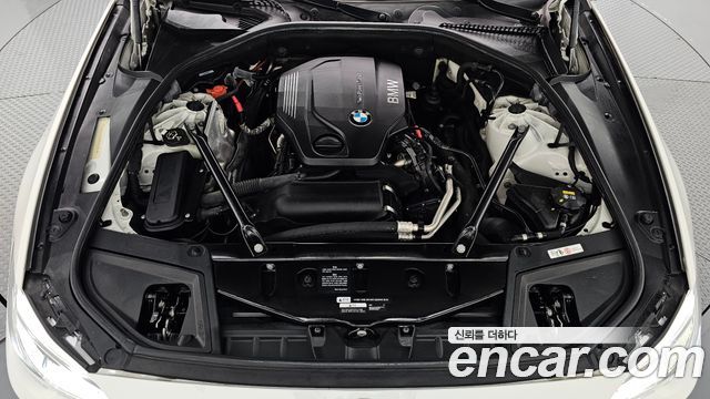 BMW 5 Series (F10) 520d xDrive M Aero Dynamic 2016 — фото 6