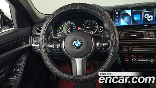 BMW 5 Series (F10) 520d xDrive M Aero Dynamic 2016 — фото 13