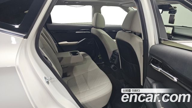 Kia Seltos Gasoline 1.6 Turbo 2WD Gravity 2023 — фото 26