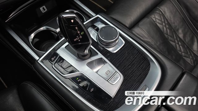 BMW 7 Series (G11) 730Ld xDrive M Sport 2017 — фото 9