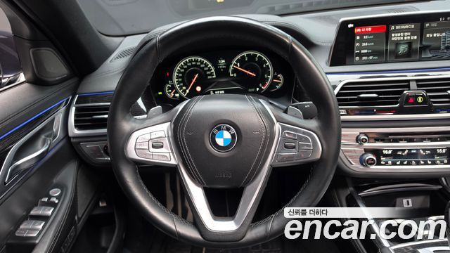 BMW 7 Series (G11) 730Ld xDrive M Sport 2017 — фото 16