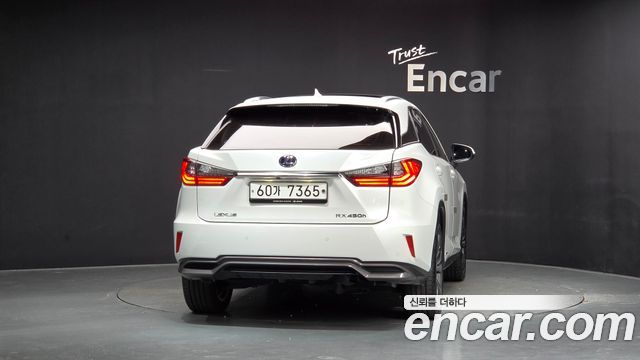 Lexus RX450h (IV) Executive 2019 — фото 4