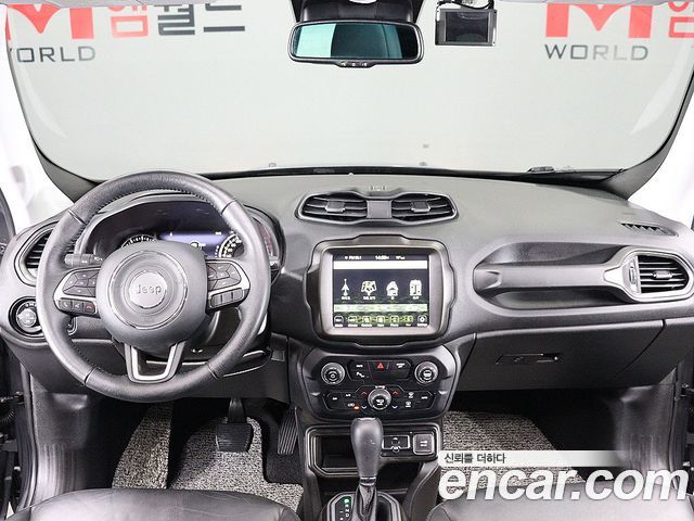 Jeep Renegade 1.3 Limited 2022 — фото 19