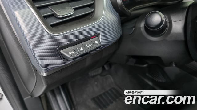 Renault Korea XM3 1.3 TCe RE Signature 2023 — фото 18