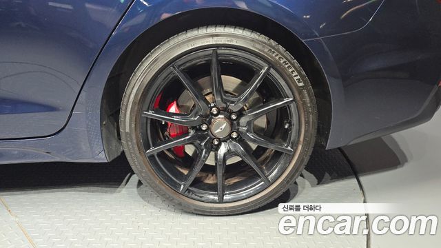 Genesis G70 2.0T Sport Package 2019 — фото 27