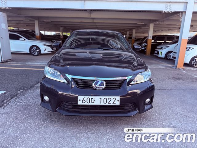 Lexus CT200h 1.8 Compact Luxury ZWA10