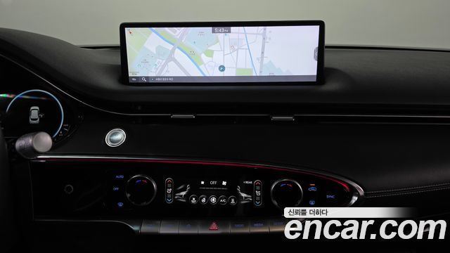 Genesis Electrified (GV70) e-AWD 2022 — фото 13