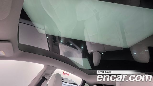 Tesla Model Y RWD 2024 — фото 15