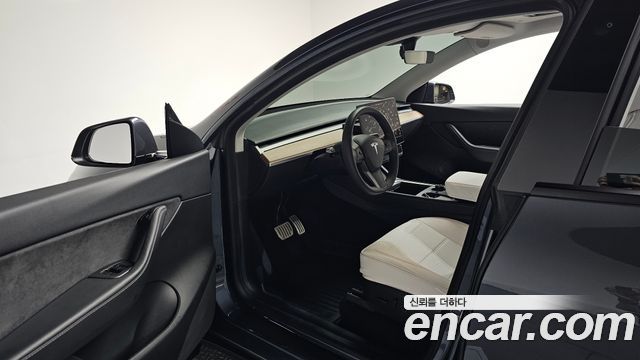 Tesla Model Y Performance AWD 2021 — фото 10