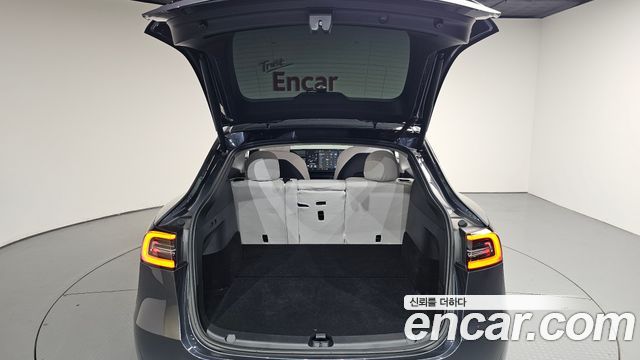 Tesla Model Y Performance AWD 2021 — фото 33