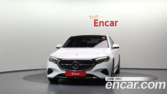 Mercedes-Benz E-Class (W214) E200 Avantgarde 2024 — фото 3