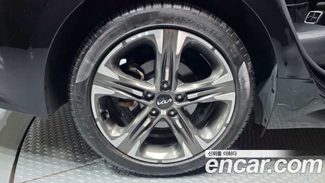 Kia K5 (III) 2.0 Signature 2023 — фото 21