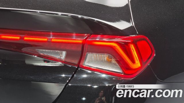 Kia K5 (III) 2.0 Signature 2023 — фото 23