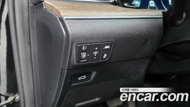 Kia K5 (III) 2.0 Signature 2023 — фото 28