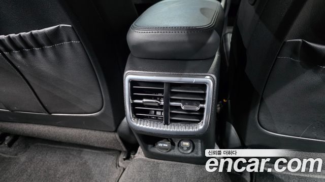 Kia K5 (III) 2.0 Signature 2023 — фото 34