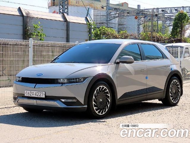 Hyundai Ioniq 5 Long Range AWD Commercial Long Range Package 2023 — фото 1