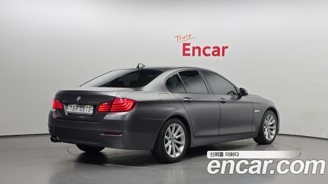 BMW 5 Series (F10) 528i xDrive 2014 — фото 2